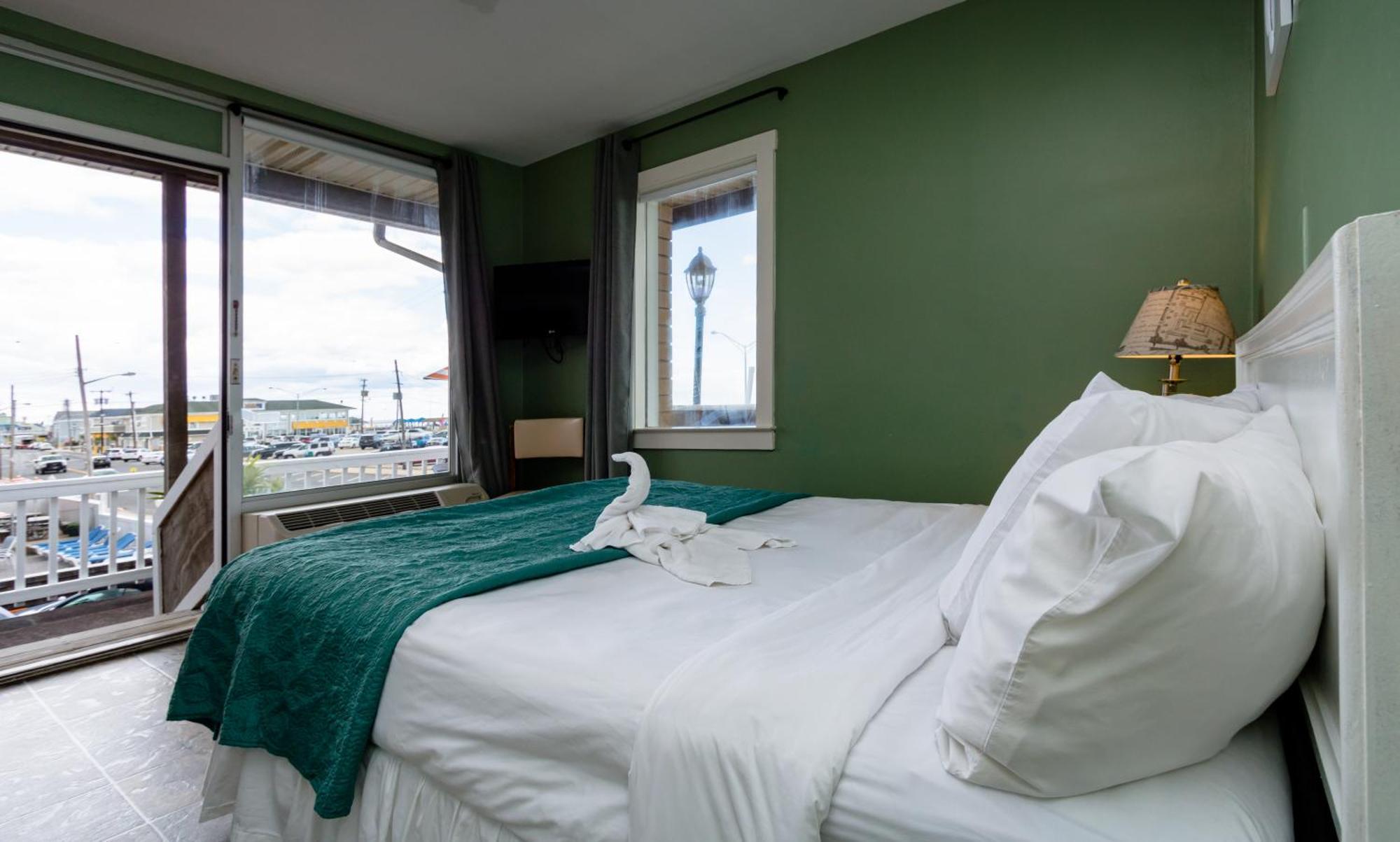 Charlroy Motel 3*